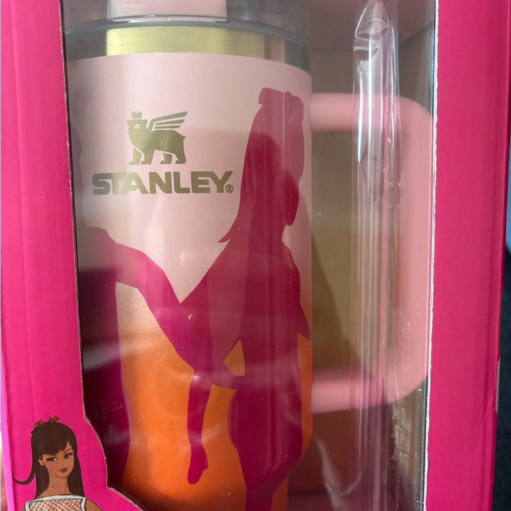 Stanley X Barbie Twist ‘N Turn FLOWSTATE H2.0 40 oz Pink Tumbler BNIB - Picture 14 of 15